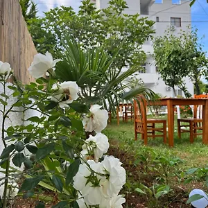  Hotel Garden Sofia - Free Parking